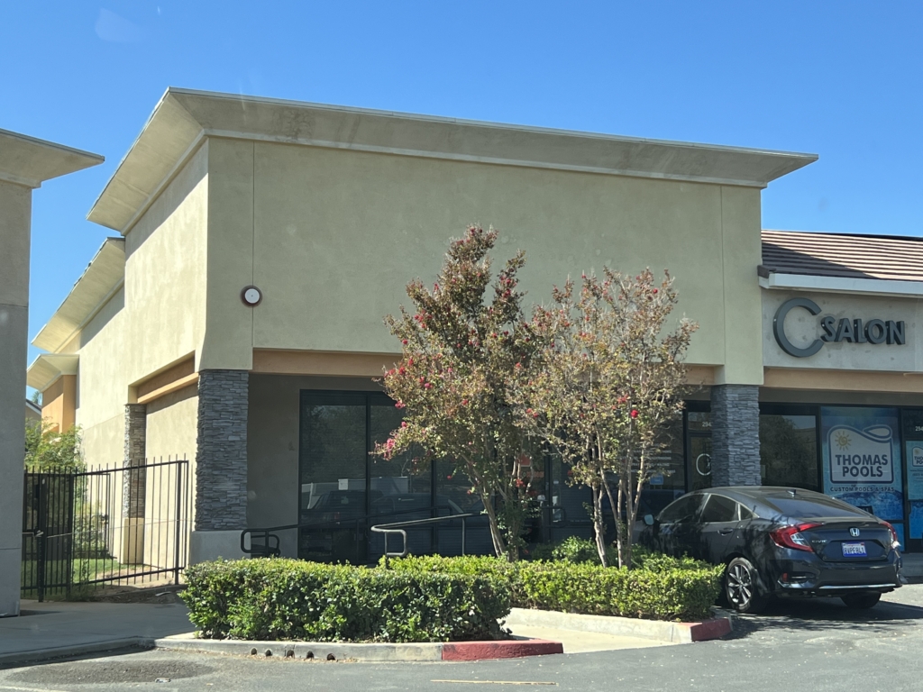 2022 09 28 12.28.28 1024x768 - Retail/office for Lease