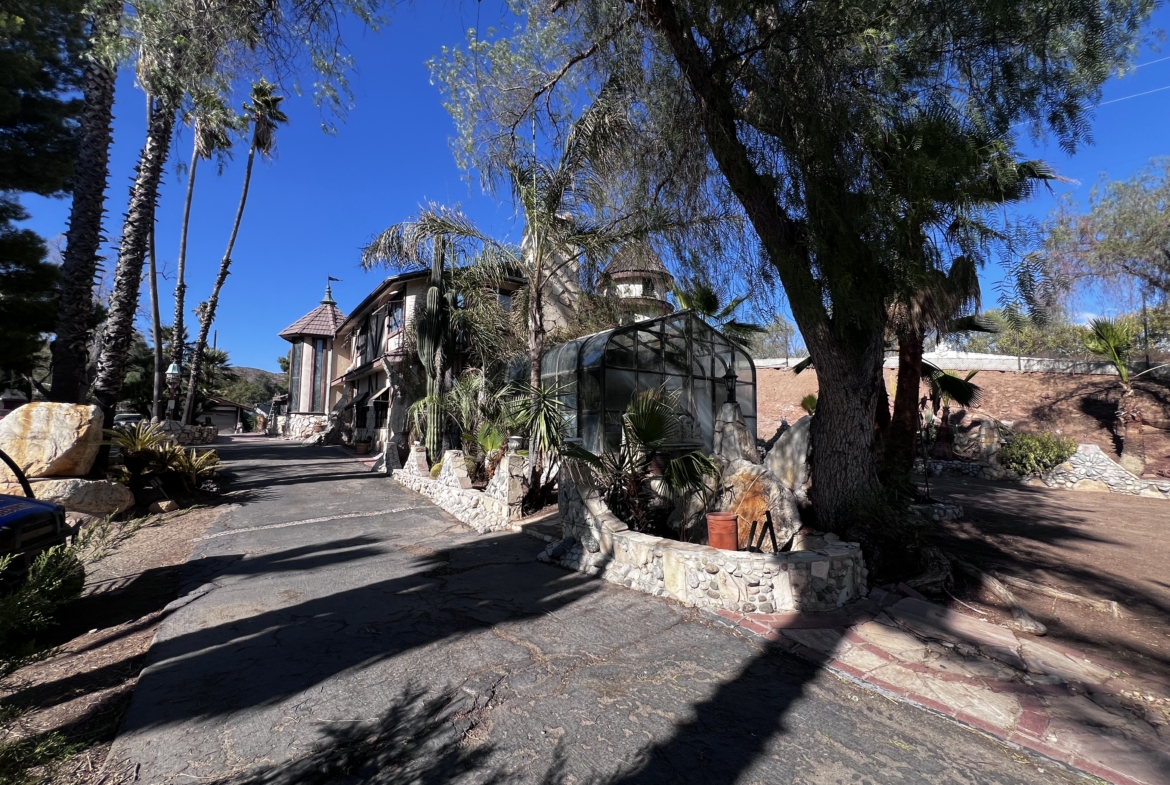 SCV Commercial Real Estate